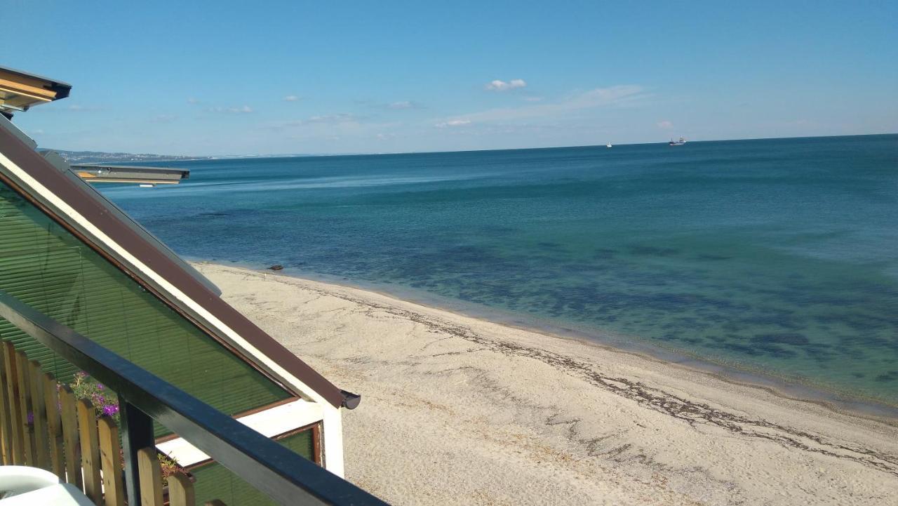 Happy Beach Rooms Warna Exterior foto