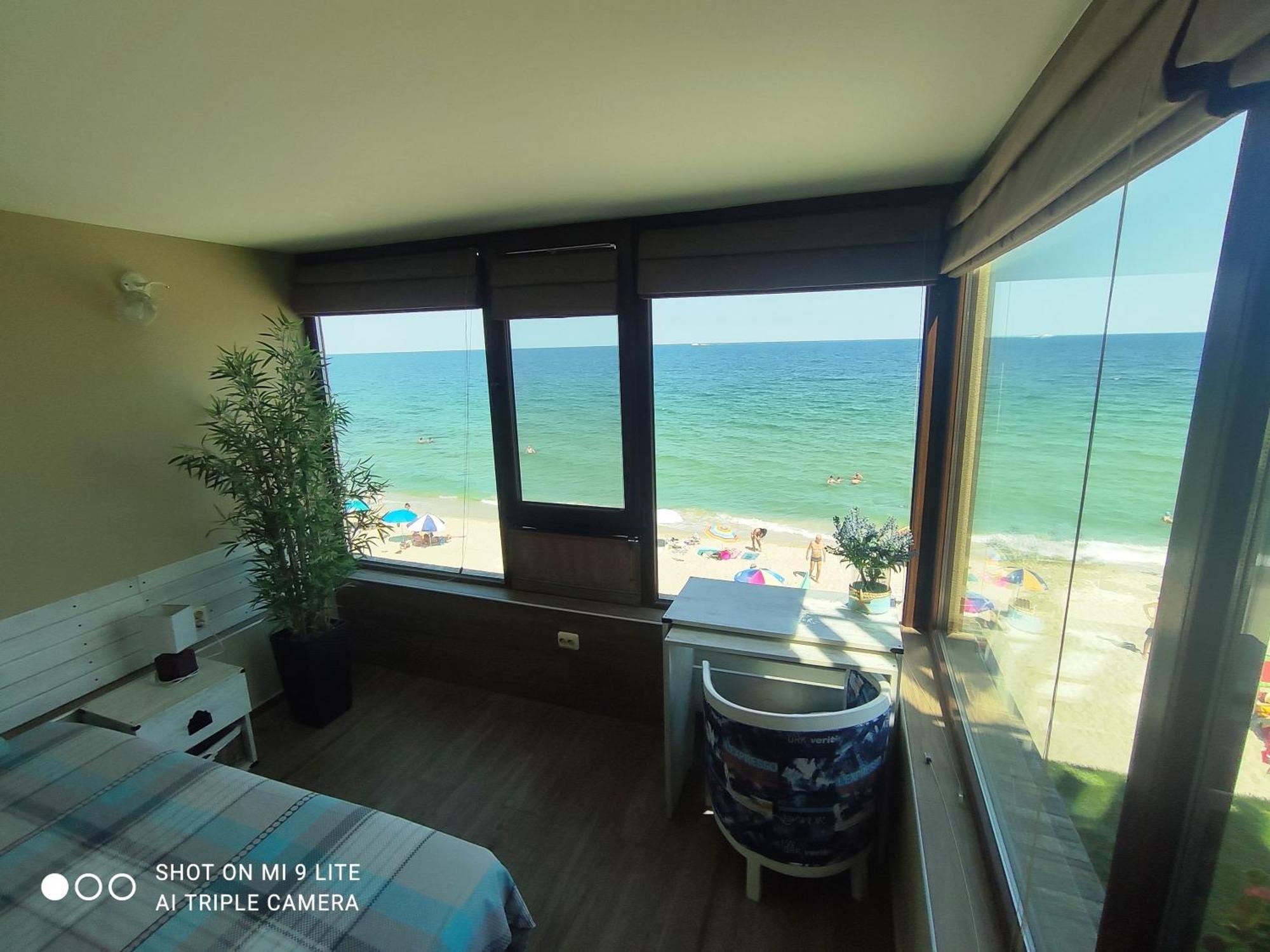 Happy Beach Rooms Warna Exterior foto