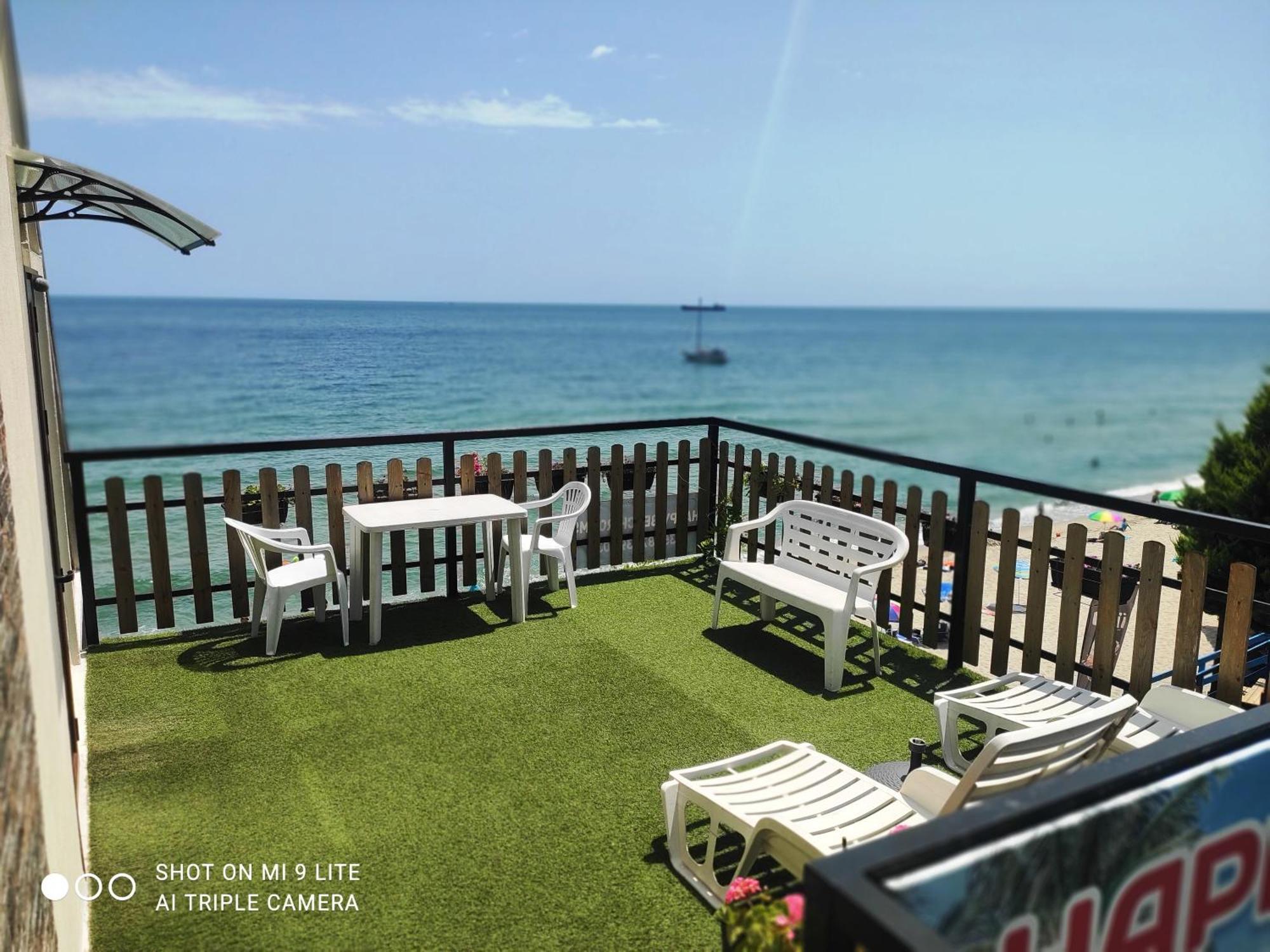 Happy Beach Rooms Warna Exterior foto